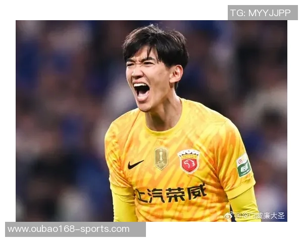 颜骏凌谈武磊动员作用强调球队争冠经验与心理负担轻松 颜骏凌谈武磊动员作用强调球队争冠经验与心理负担轻松